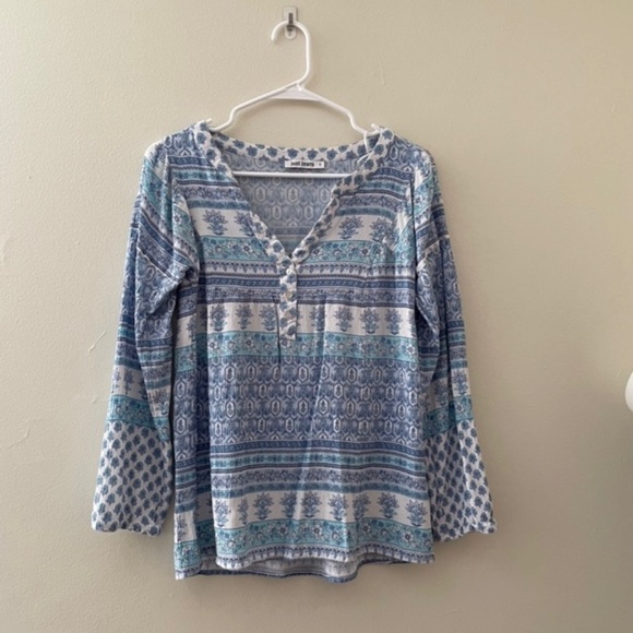S- Australian Just Jeans Brand White and Blue Flowy Striped Design Blouse - Picture 1 of 6